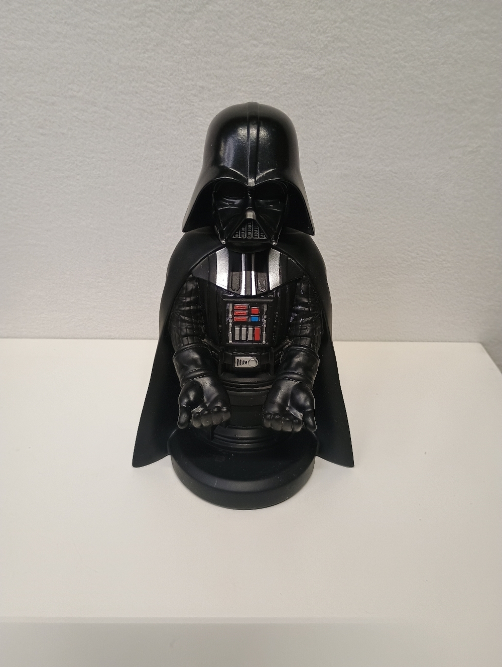 Darth Vader Figure Game Controller Holder - Black Collectible Statue